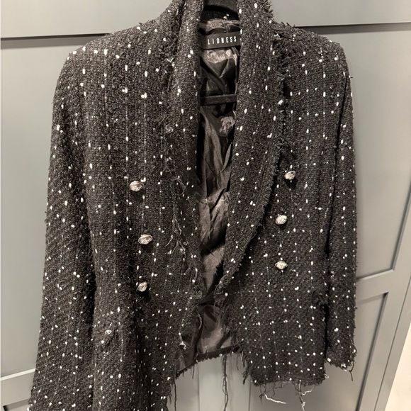 Lioness Kendall Blazer - Picture 1 of 5